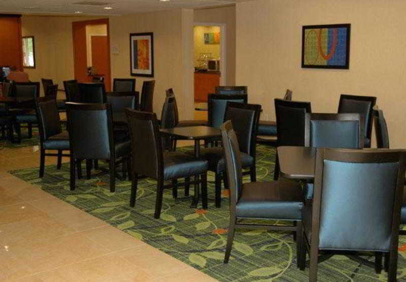 Fairfield Inn & Suites By Marriott Knoxville/East מראה חיצוני תמונה